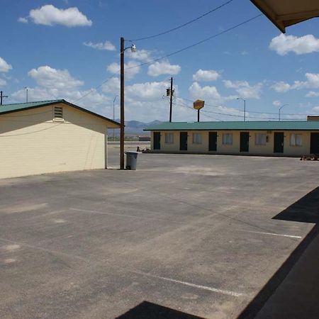 Thatcher Hwy Express Inn And Suites מראה חיצוני תמונה